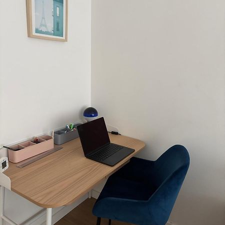 Appartement Centre Ville Avec Terrasse Et Parking Securise Ρεν Εξωτερικό φωτογραφία