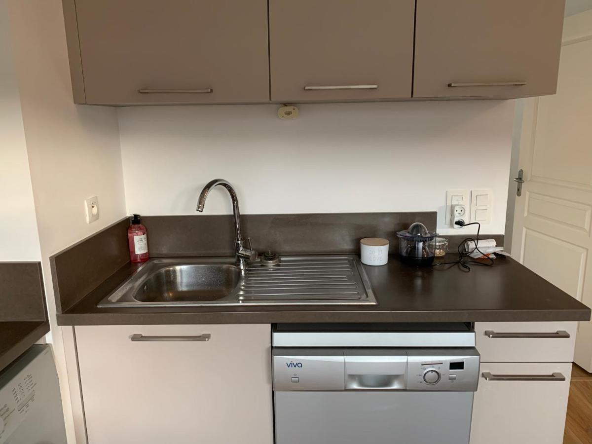 Appartement Centre Ville Avec Terrasse Et Parking Securise Ρεν Εξωτερικό φωτογραφία